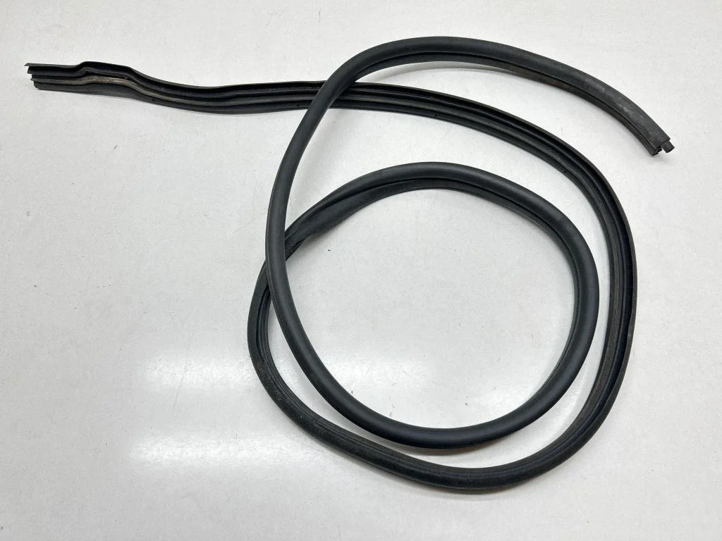 Sliding door rubber seal – Renault Kangoo II (2014-2021)