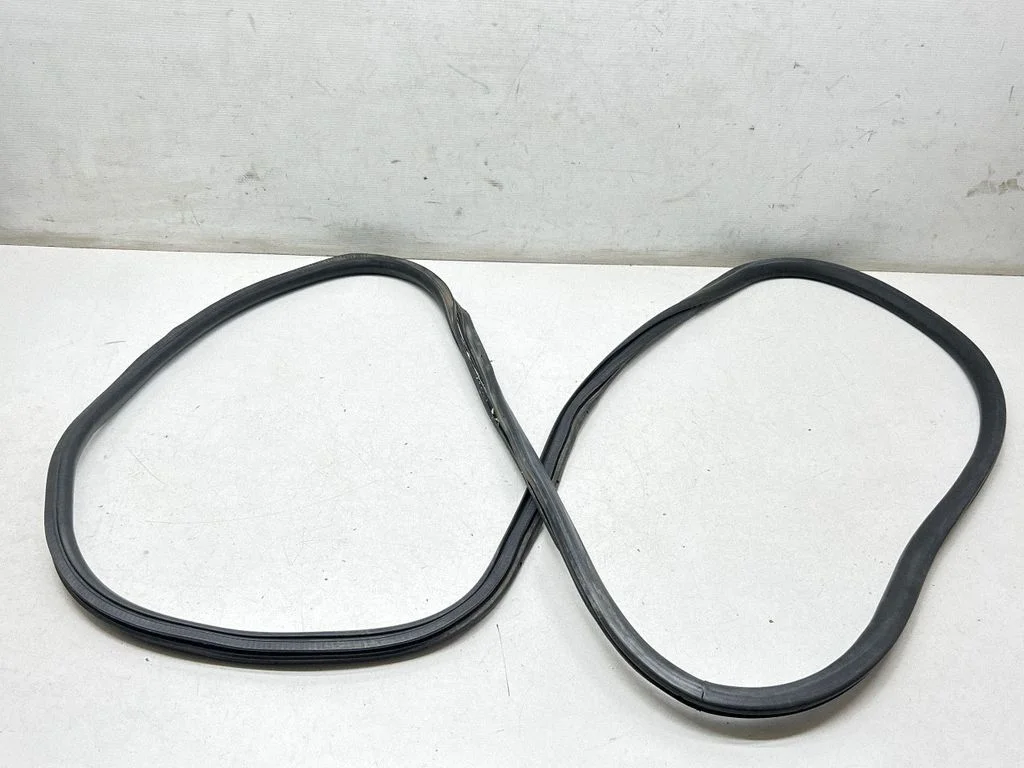 Sliding door rubber seal – Toyota Proace (2016-)
