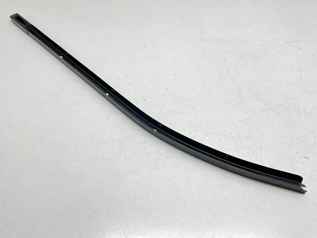 Sliding door upper top rail – Volkswagen Transporter - Caravelle T5 (2003-2015)