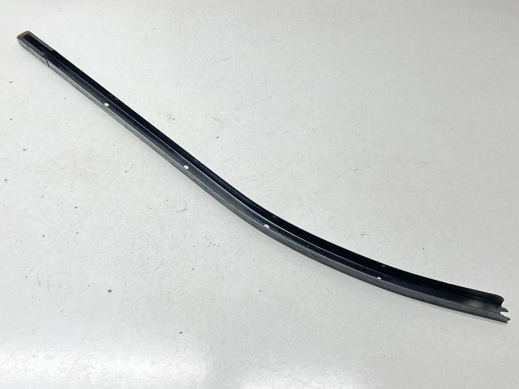 Sliding door upper top rail – Volkswagen Transporter - Caravelle T6 (2016-)