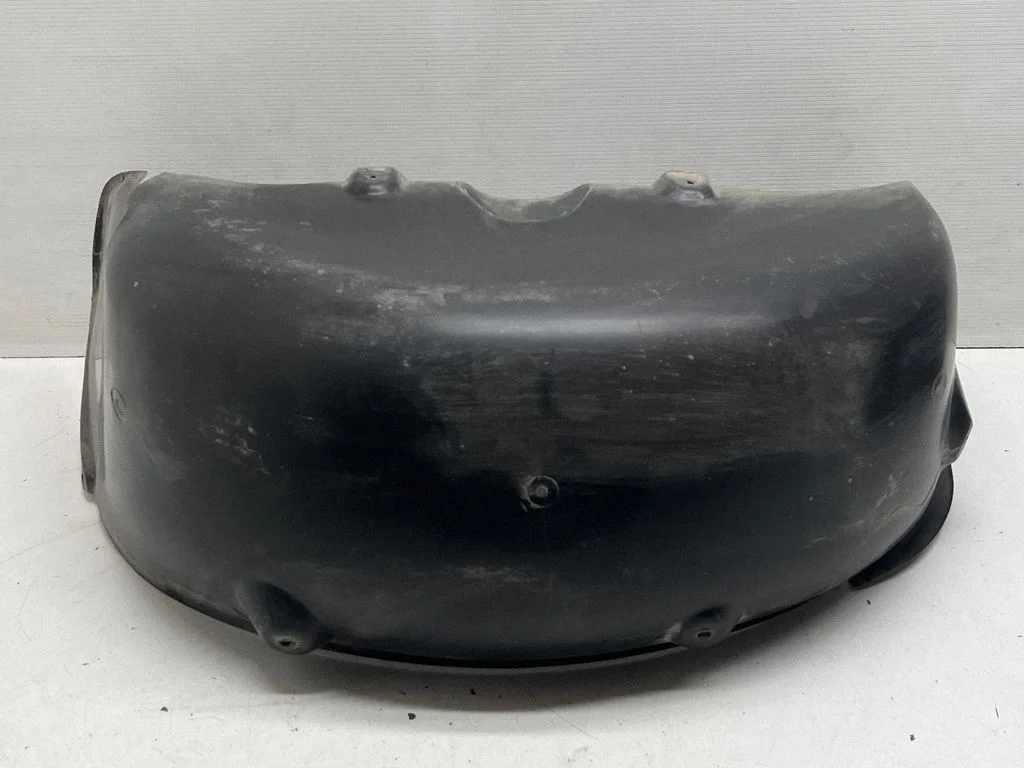Rear arch fender liner splash guards – rear right