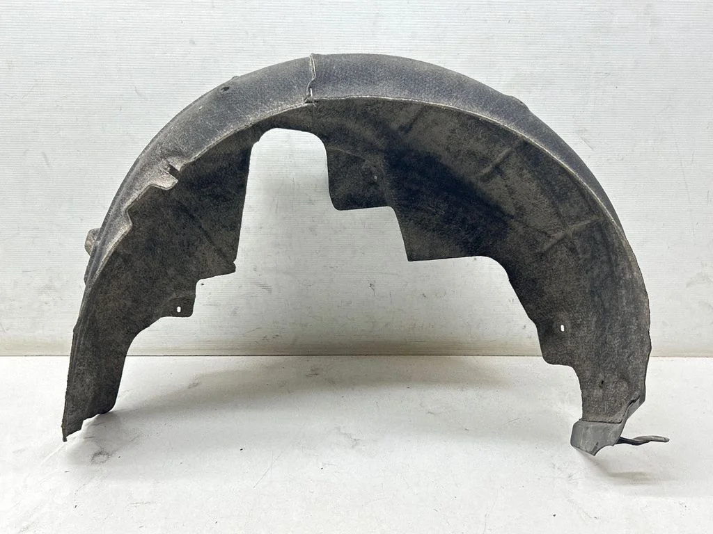 Rear arch fender liner splash guards 5E0809958C