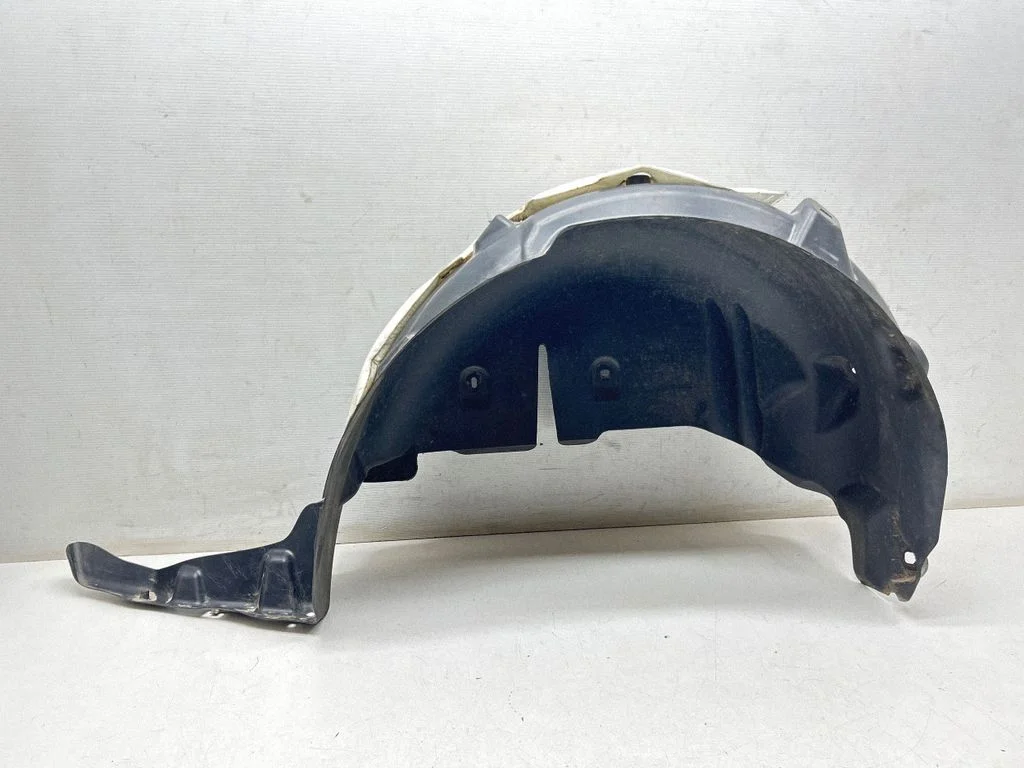 Rear arch fender liner splash guards 767489097R