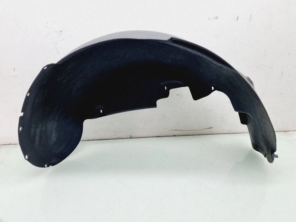 Rear arch fender liner splash guards 7L6810972A