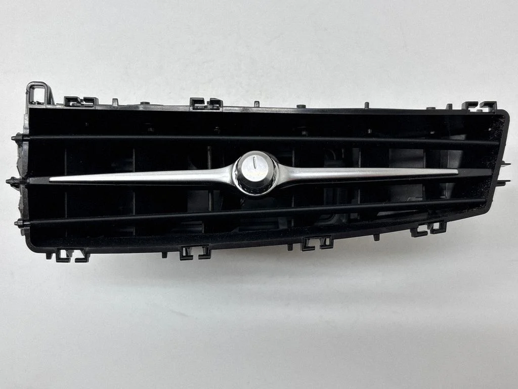 Dash center air vent grill – Volvo S60 (2018-)