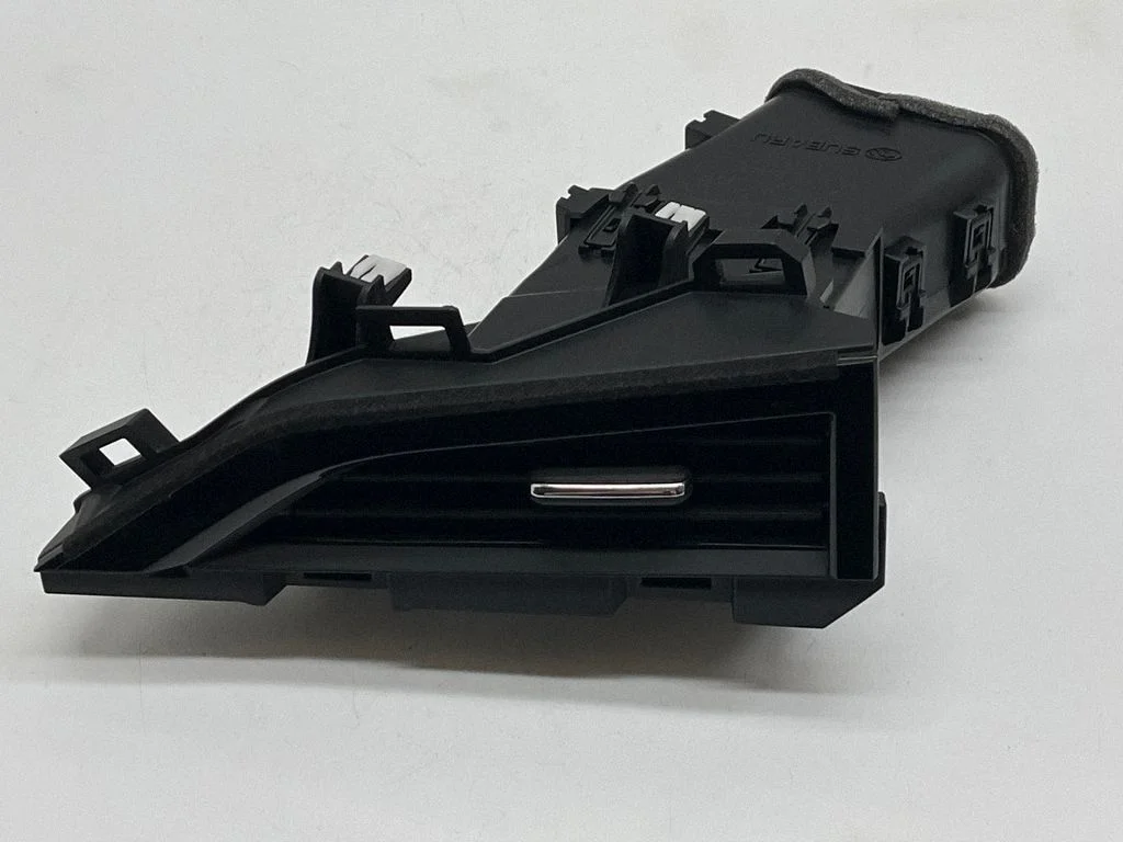 Centrālās gaisa restītes – Subaru Legacy VII (2019-)