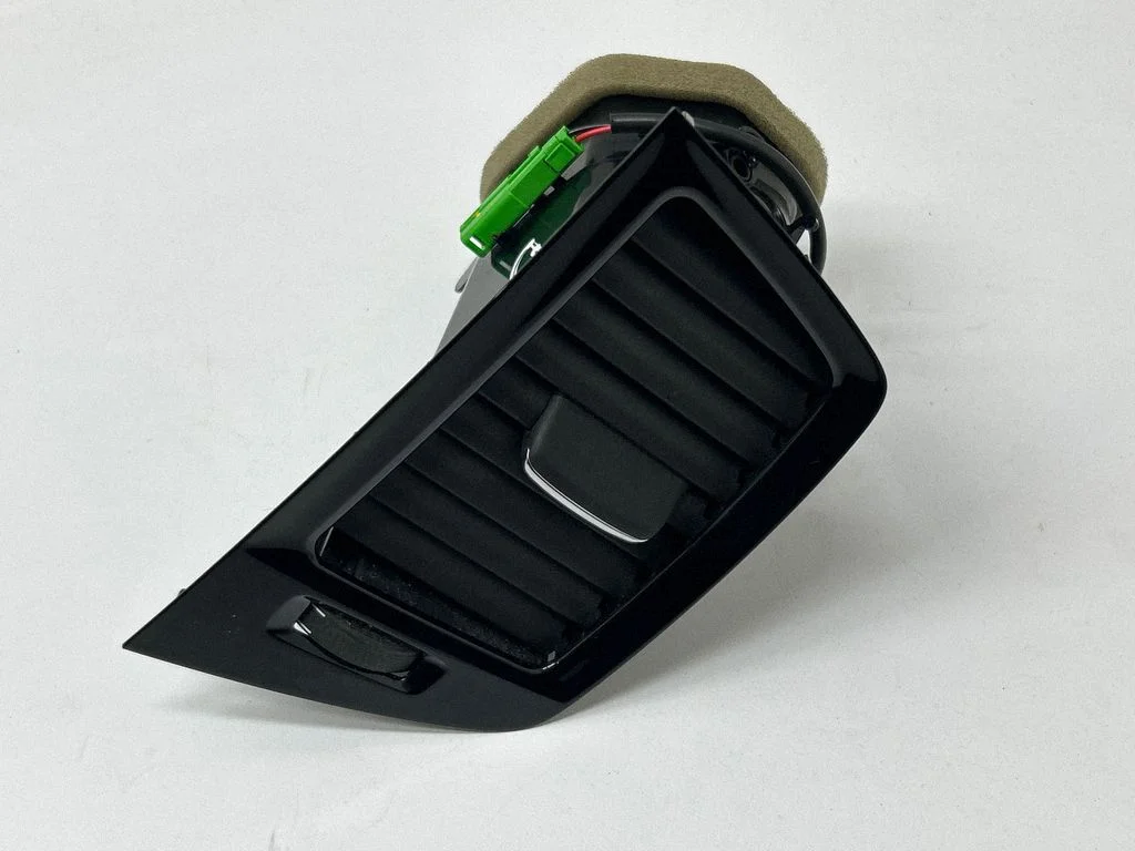 Dash center air vent grill 31651283