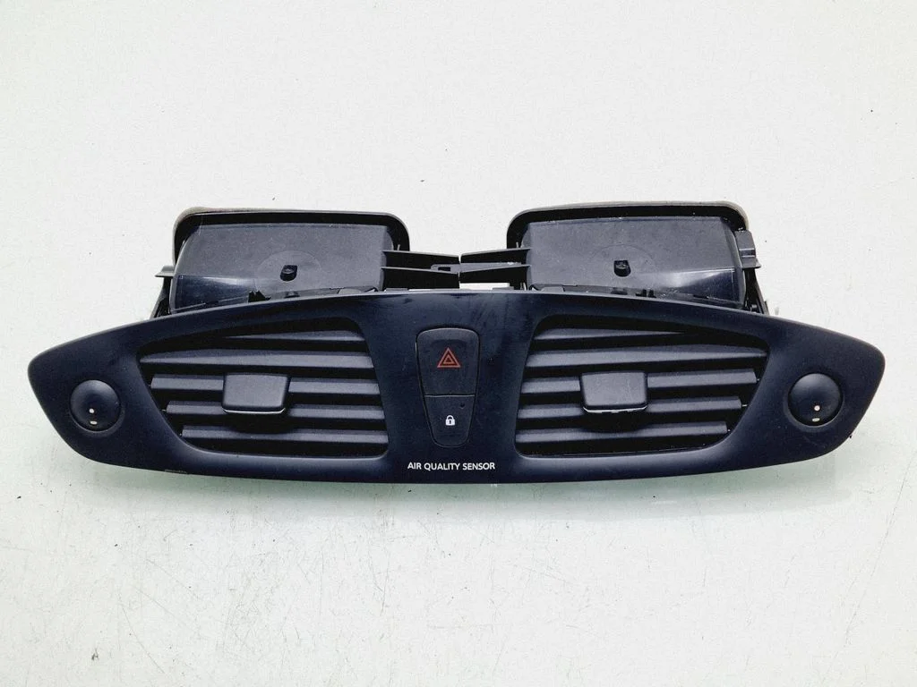 Centrālās gaisa restītes 682600031R