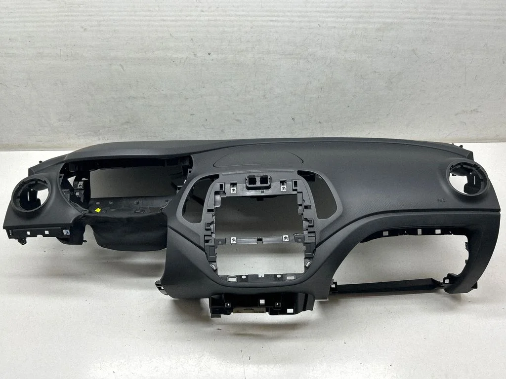 Dashboard 682006438R – Renault Captur (2013-2020)