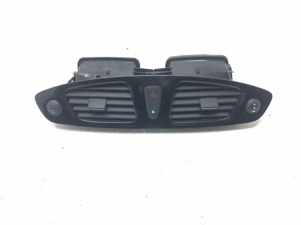 Dash center air vent grill 682600031R