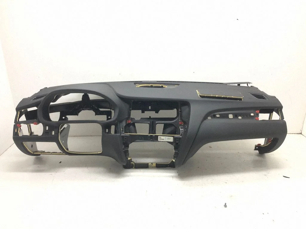Dashboard 006892695