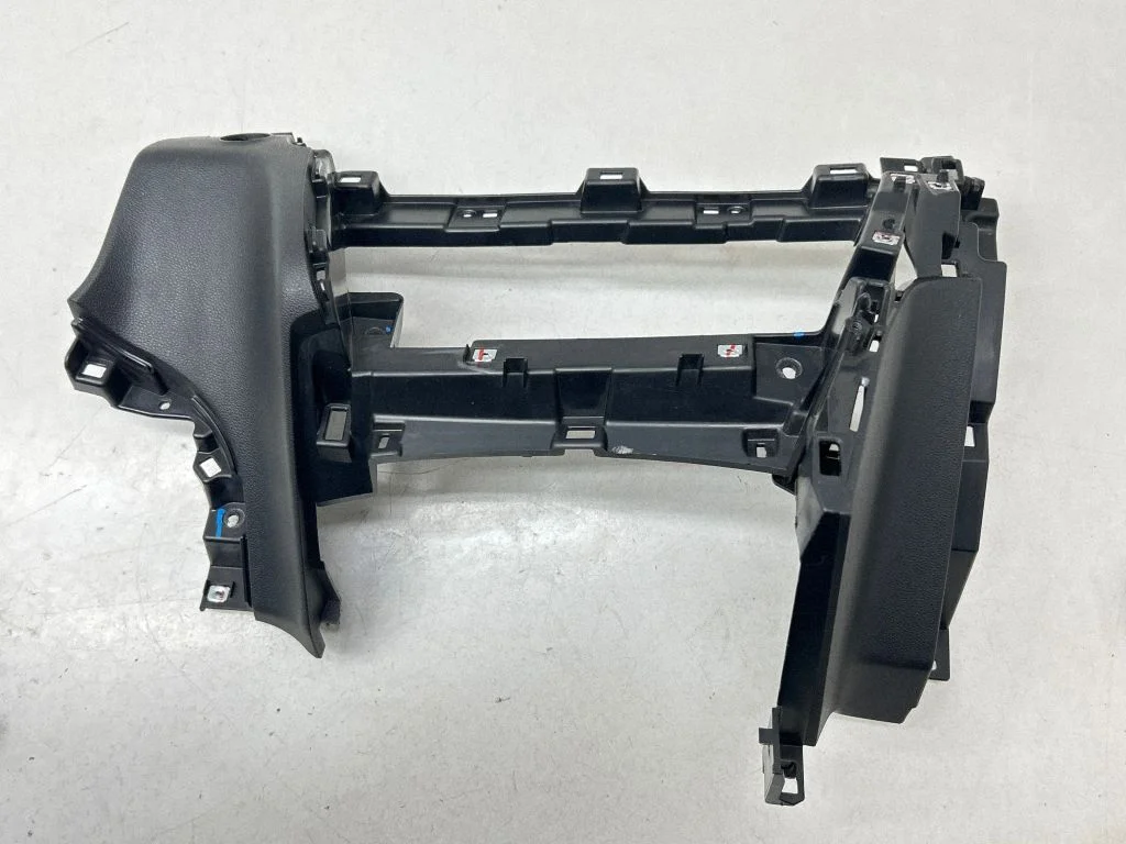 Dashboard lower bottom trim panel 84773D4100