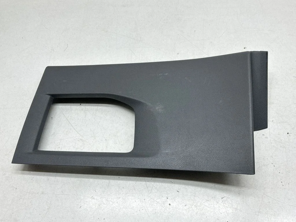 Dashboard lower bottom trim panel 9809533677