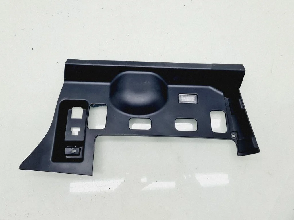Dashboard lower bottom trim panel 600771600C
