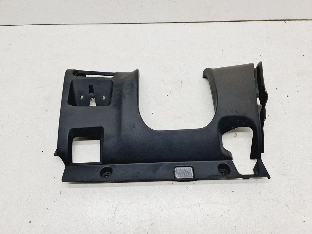 Dashboard lower bottom trim panel 8632663
