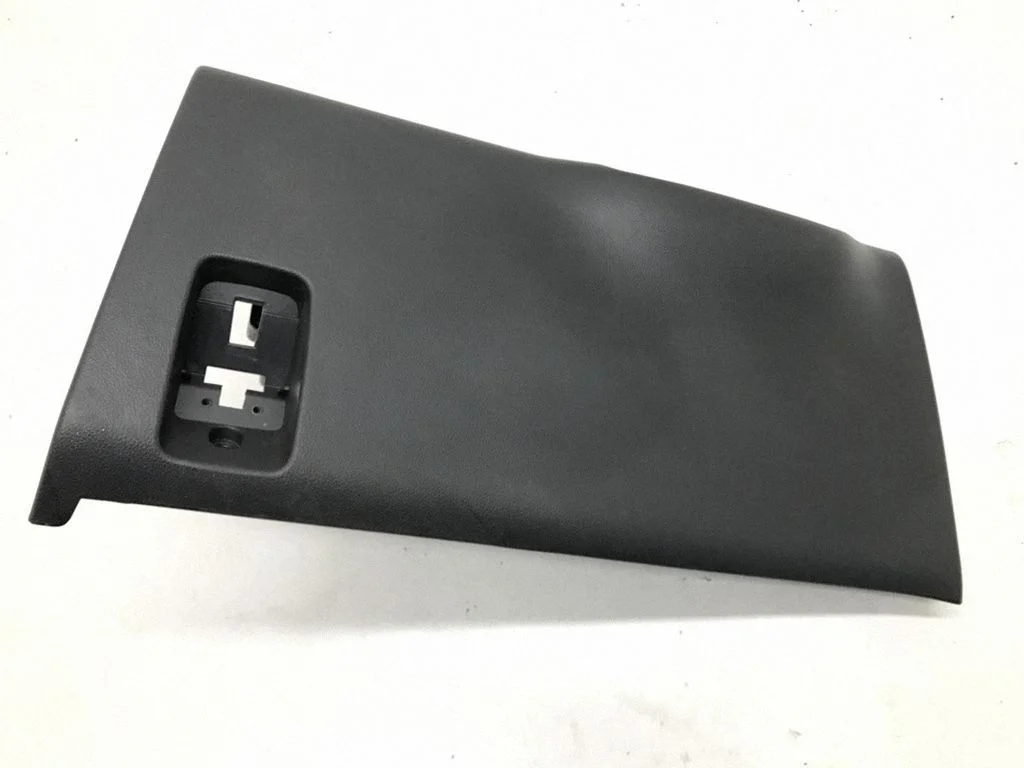 Dashboard lower bottom trim panel 96473136