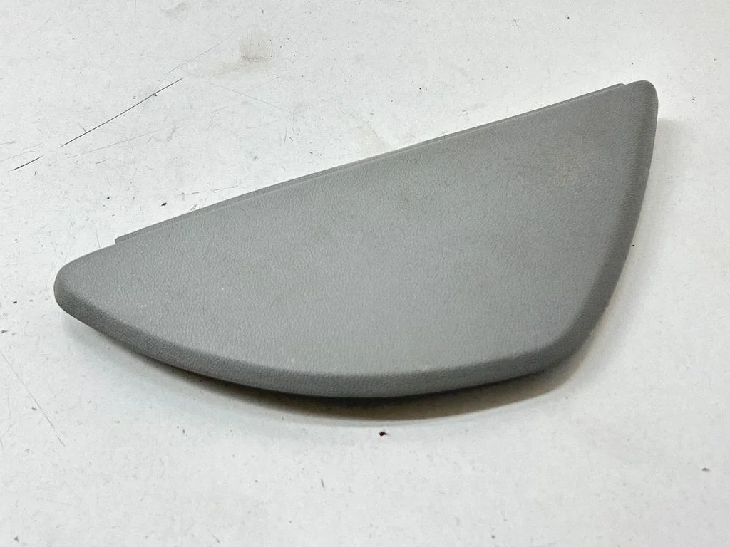 Dashboard side end trim – Volkswagen Transporter - Caravelle T5 (2003-2015)