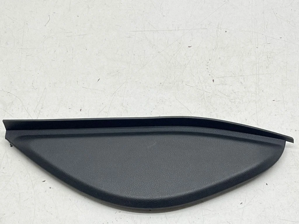 Armatuurlaua külje viimistluspaneel – Ram 1500 DT (2018-)