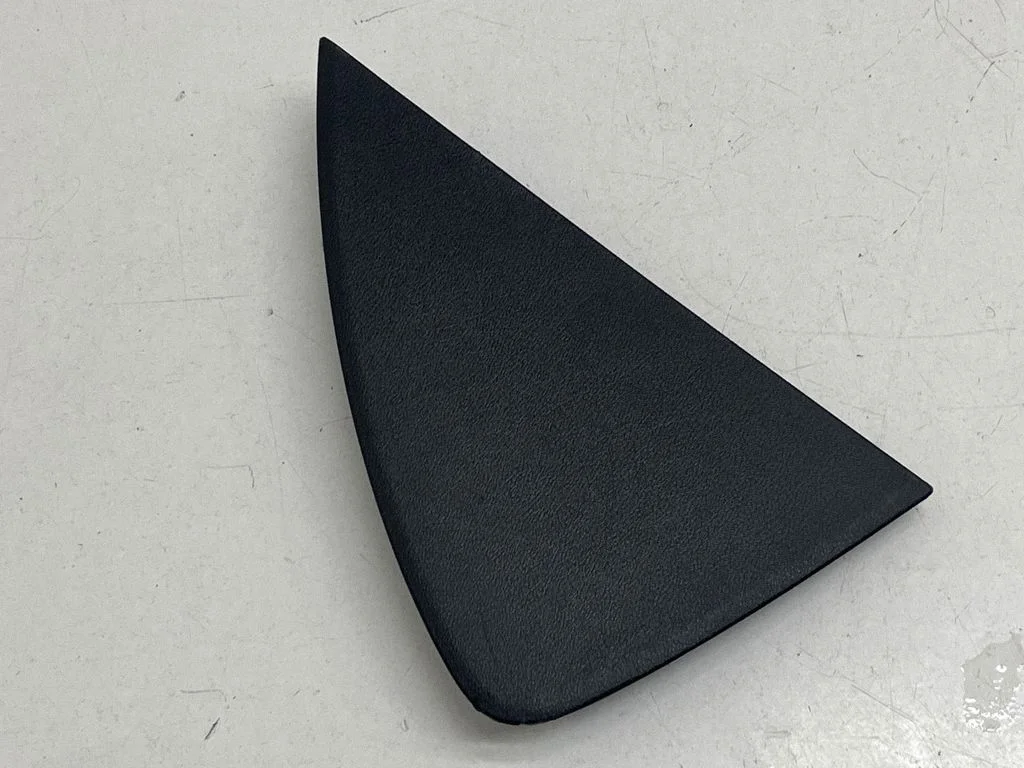 Dashboard side end trim 108336100D