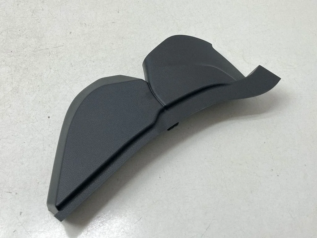 Dashboard side end trim S15302440
