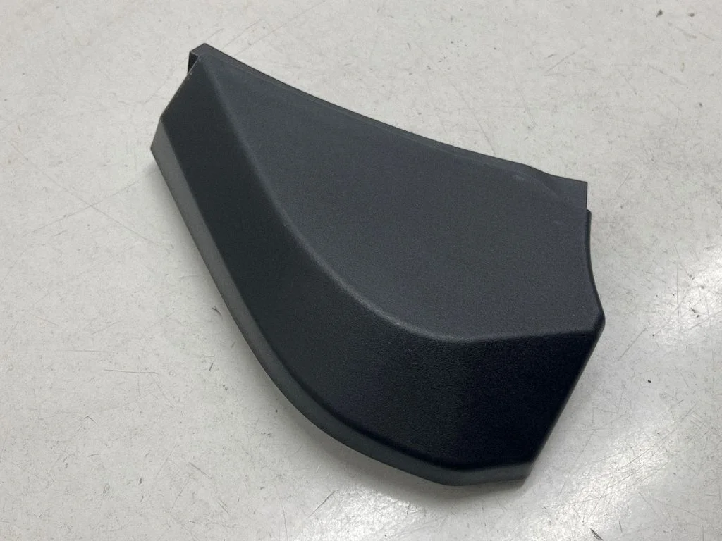 Paneļa apdares panelis (sānu) – Subaru XV I (2011-2018)