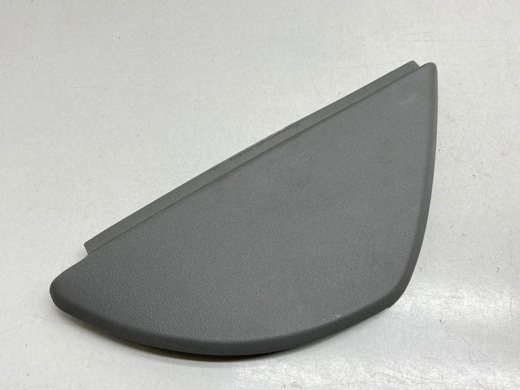 Dashboard side end trim – Volkswagen Transporter - Caravelle T5 (2003-2015)