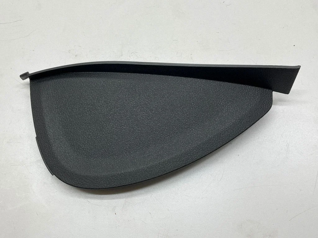 Dashboard side end trim 6958800