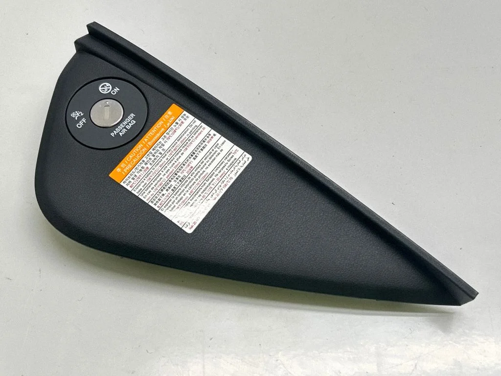 Dashboard side end trim – KIA EV6 (2021-)