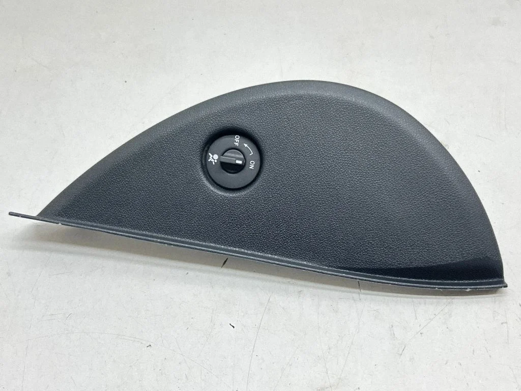 Paneļa apdares panelis (sānu) 689200013R