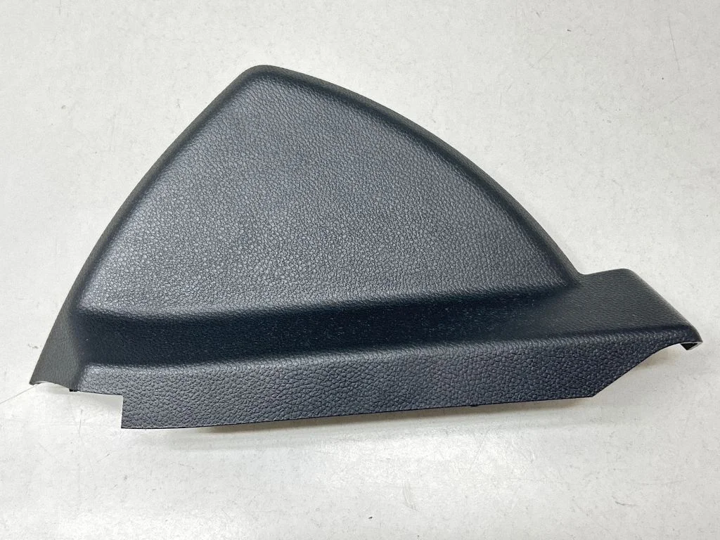 Dashboard side end trim – Mercedes-Benz C-Class AMG W204 (2007-2014)