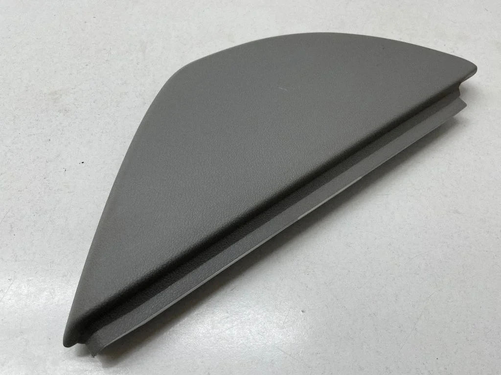 Dashboard side end trim – Volkswagen Transporter - Caravelle T5 (2003-2015)