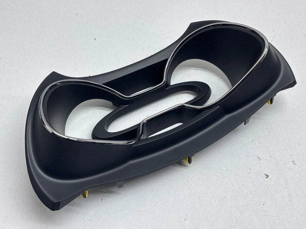 Dashboard trim 682504768R – Renault Captur (2013-2020)