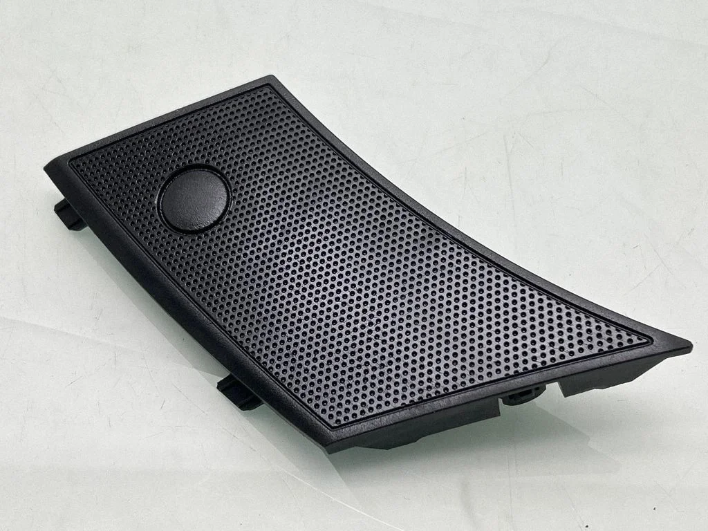Side speaker trim/cover – Nissan Qashqai (2010-2014)
