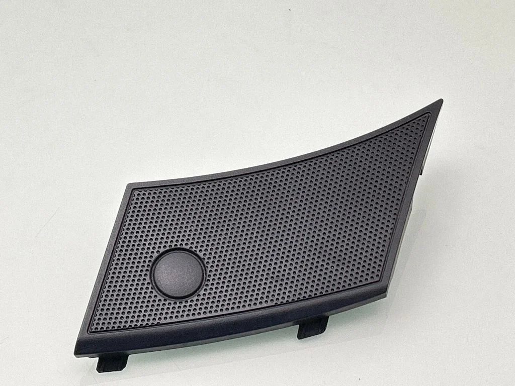 Side speaker trim/cover – Nissan Qashqai (2010-2014)
