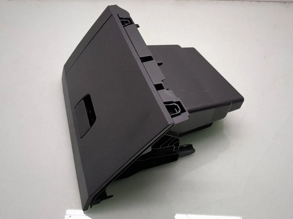 Glove box set 685008756R