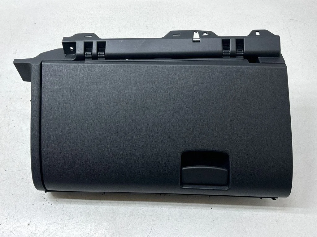 Glove box set 66055FL00A
