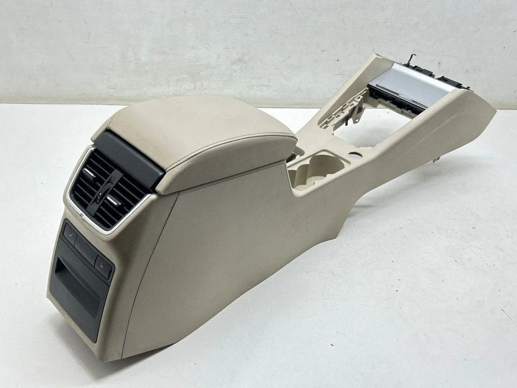 Center console 5E1863243B