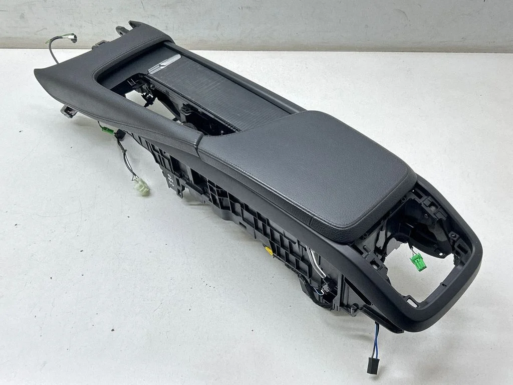 Center console – Volvo S90, V90 (2016-)