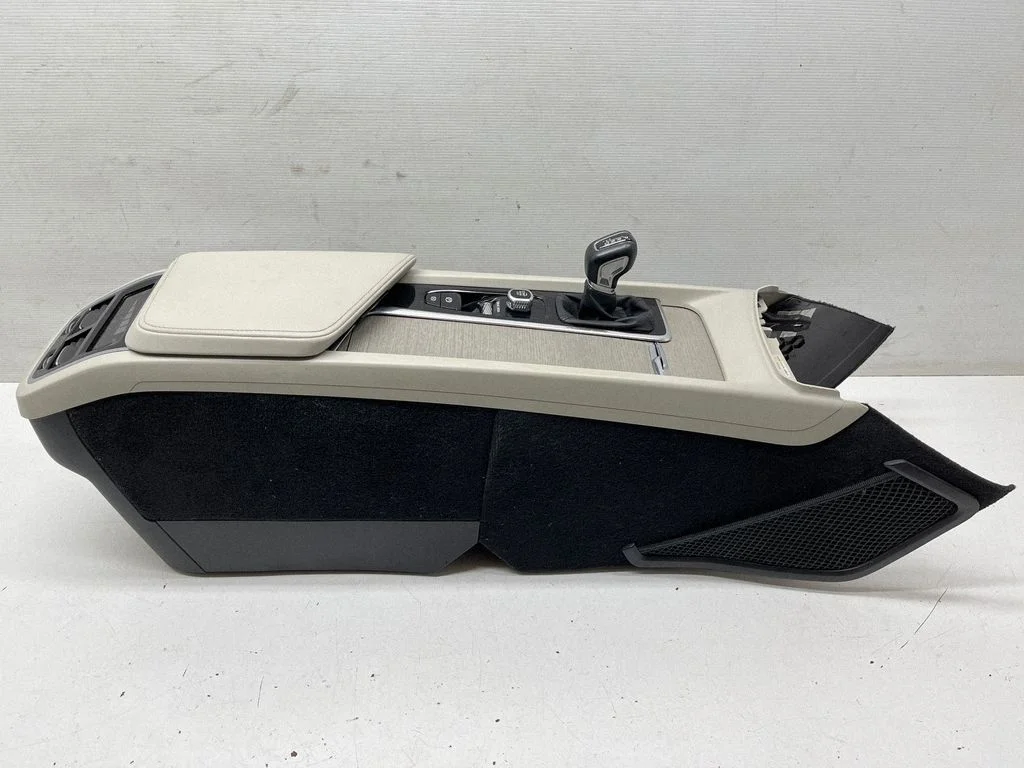 Center console 31467101