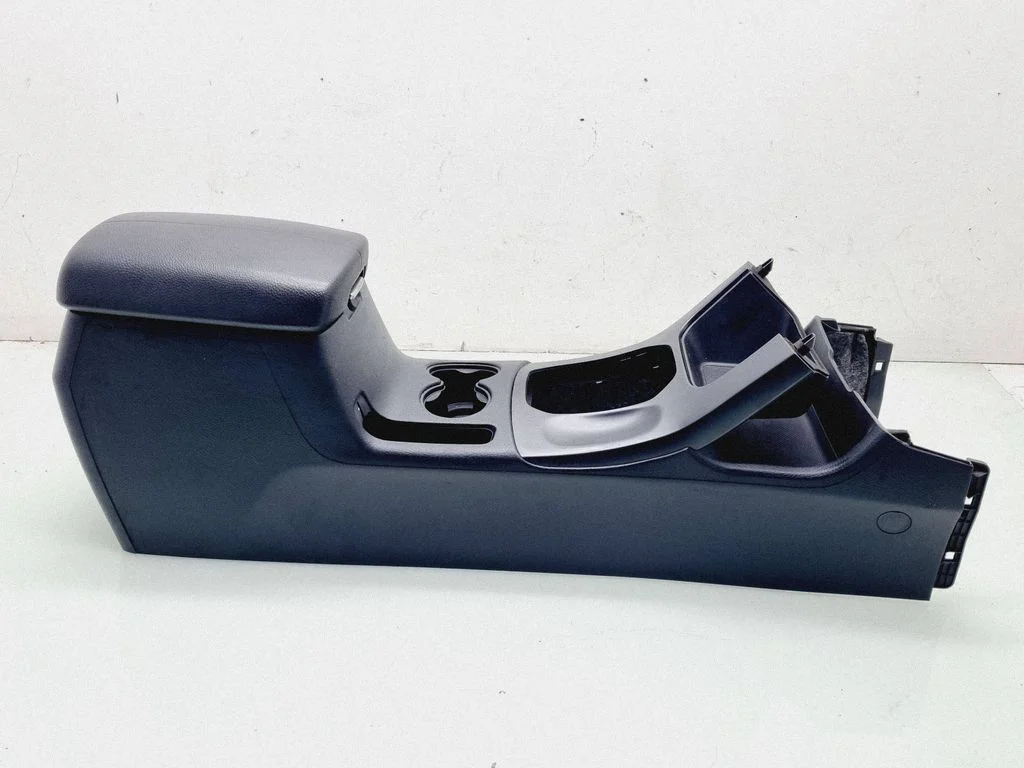 Keskkonsool 846112P910