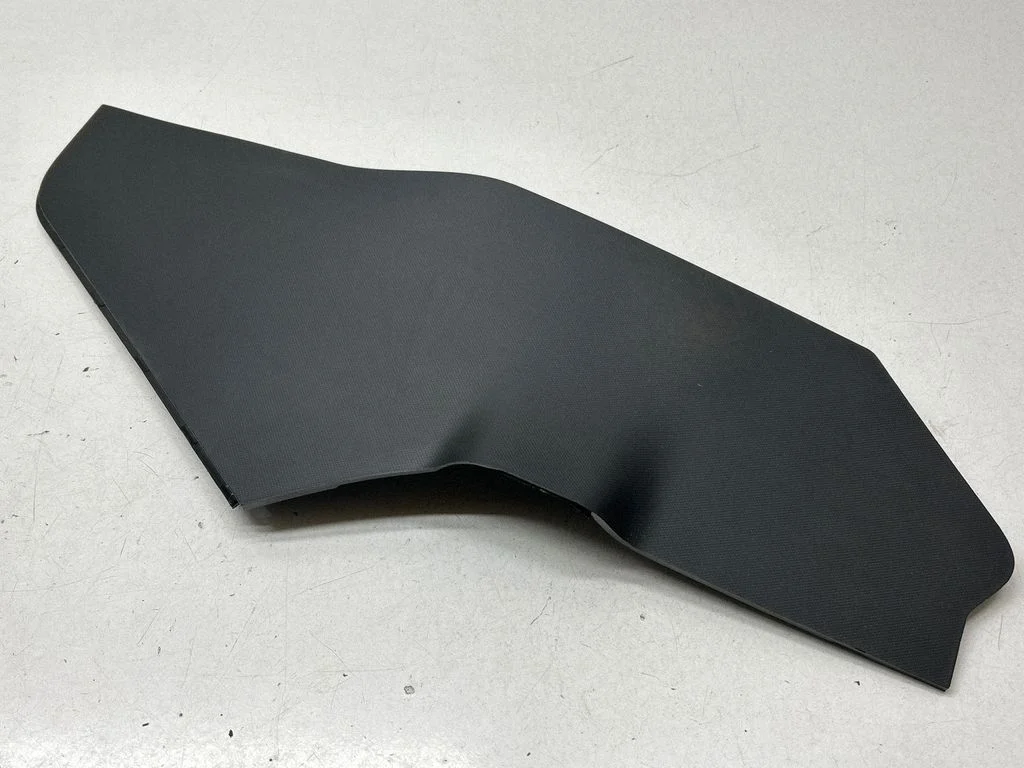 Centre console side trim front 689305927R – Renault Captur (2013-2020)