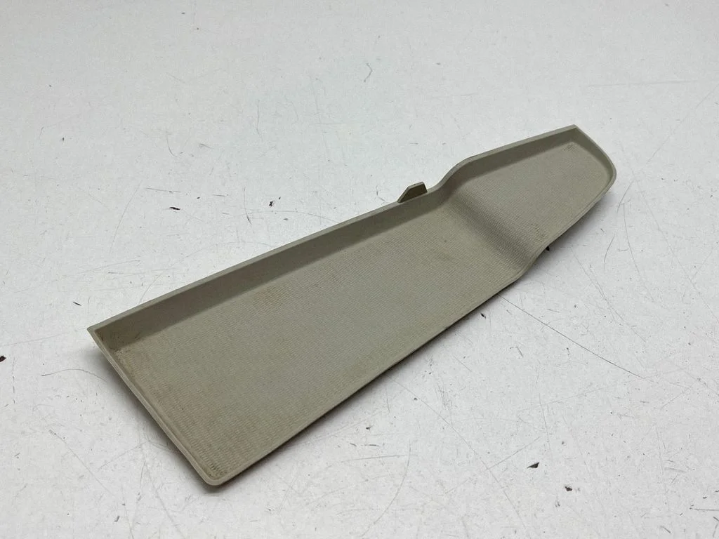 Front door card panel trim – Volvo XC60 (2017-)