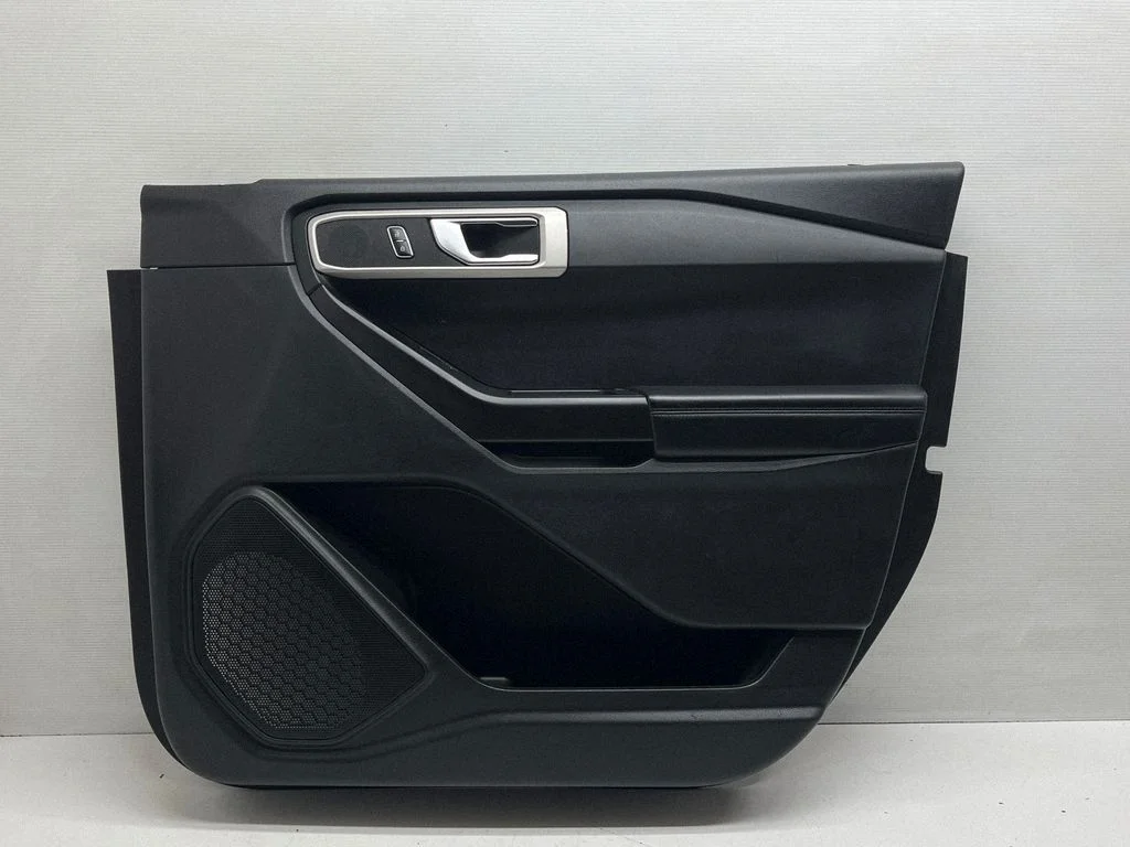 Boczek drzwi przednich – Ford Explorer VI (2019-)