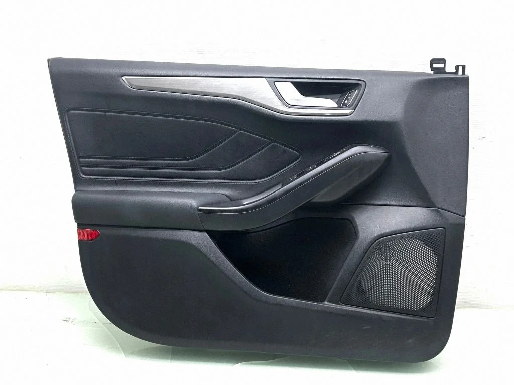 Priekšējo durvju apšuvums JX7BA23943