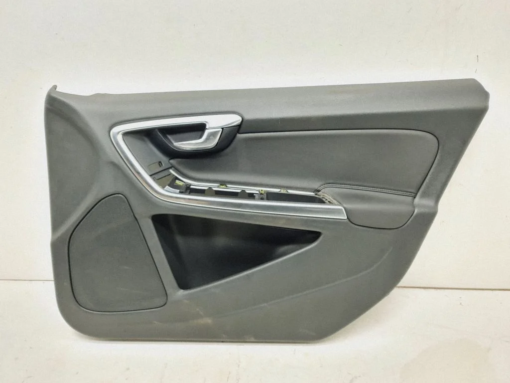 Front door card panel trim 8635857