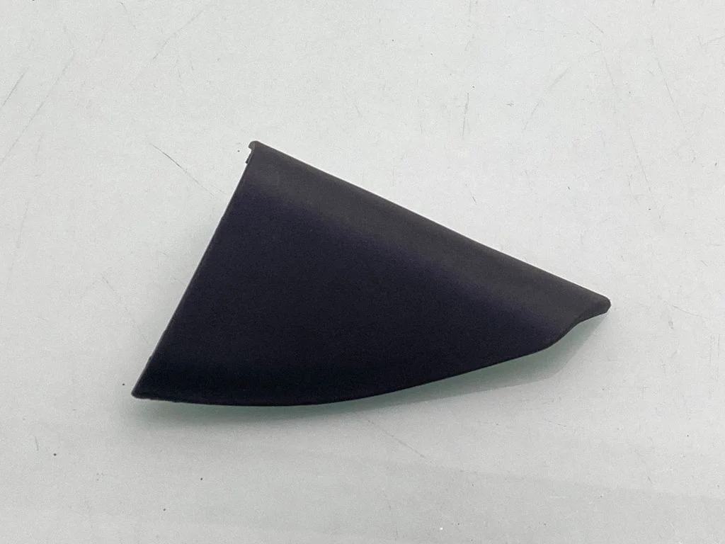 Muu eesmise ukse viimistluse osa – Toyota RAV 4 (XA30) (2006-2016)
