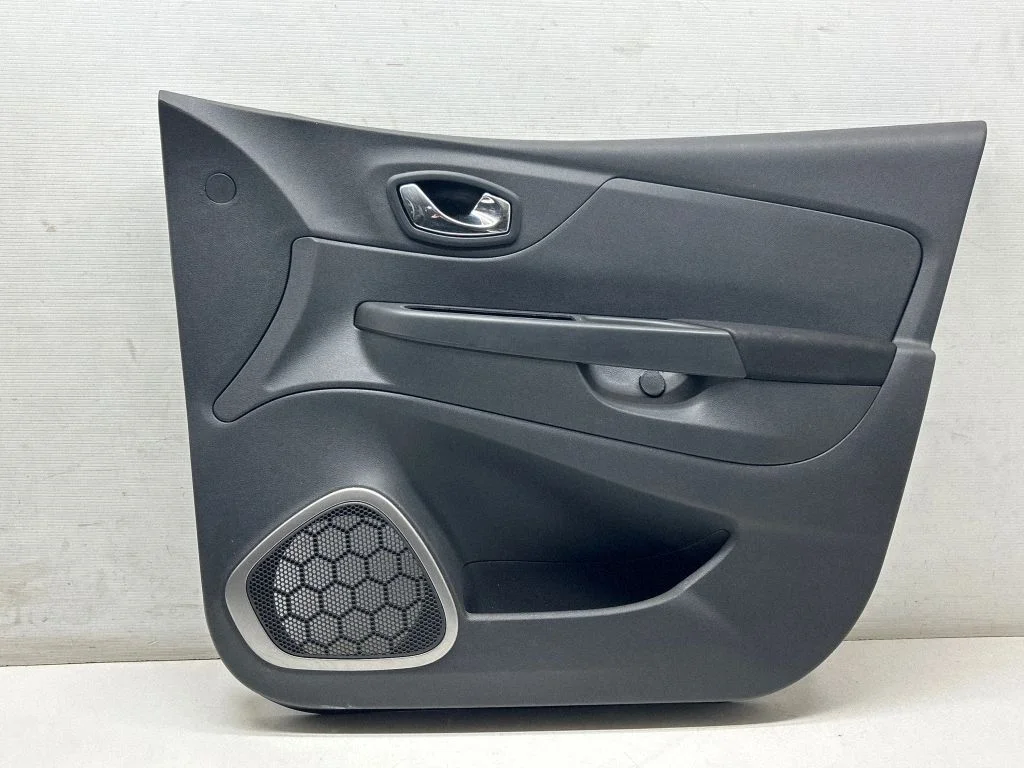 Front door card panel trim 809002867R – Renault Captur (2013-2020)