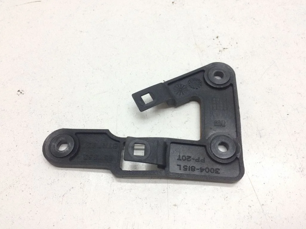 Muu eesmise ukse viimistluse osa BTR7837