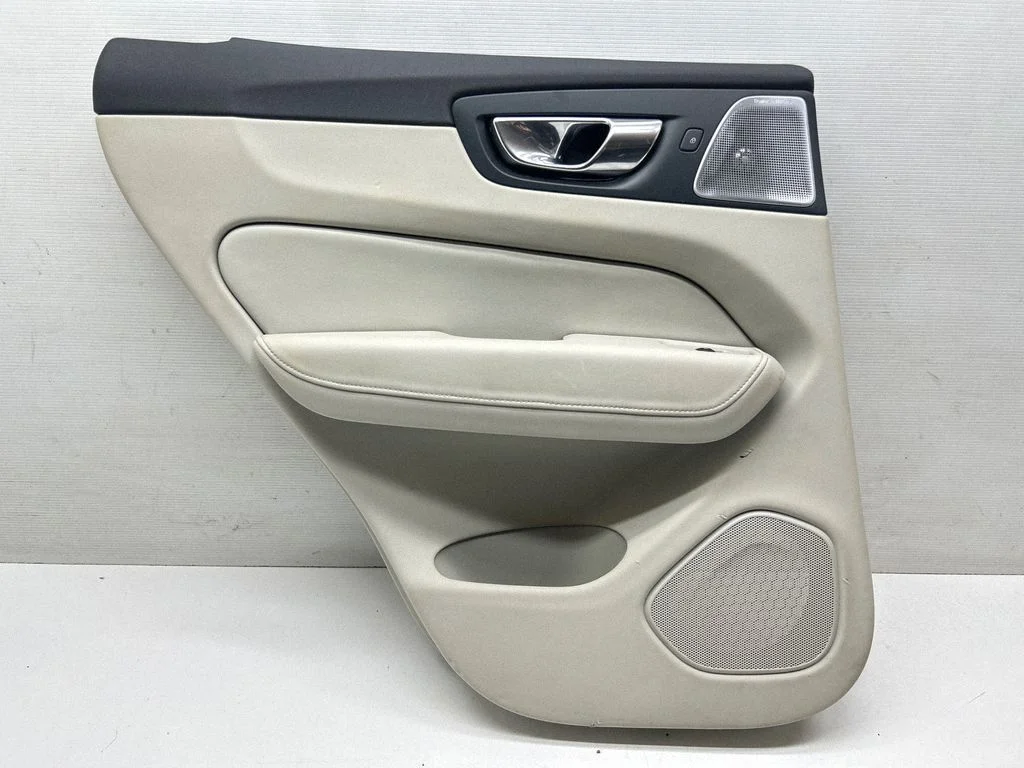 Rear door card panel trim 31446176