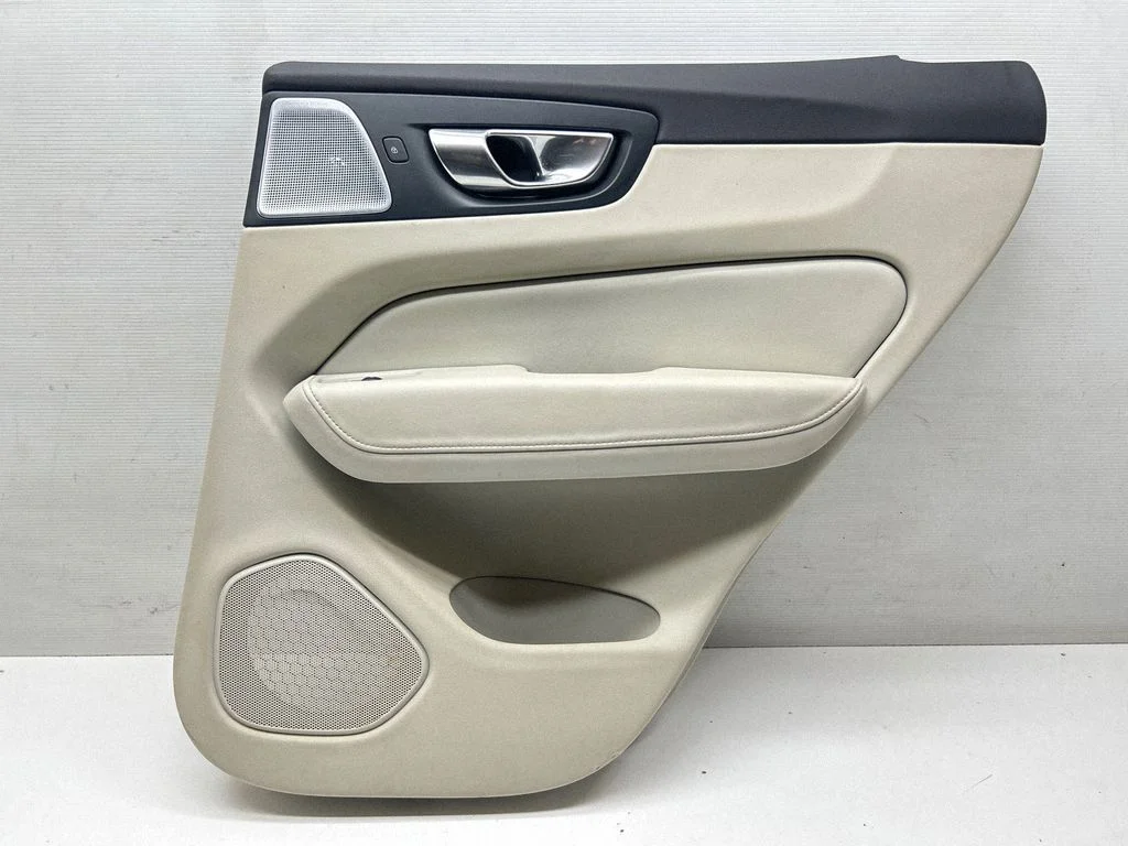 Rear door card panel trim 31446177